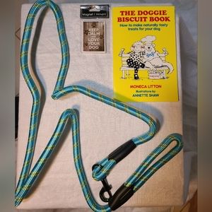NWOT heavy-duty dog leash, biscuit book, magnet